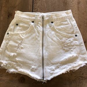 LF White Front ZIP Carmar shirt